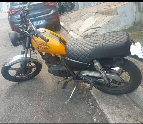 SUZUKI INTRUDER 125 
